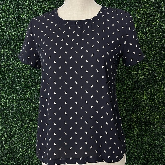 Loft Top - Picture 1 of 6